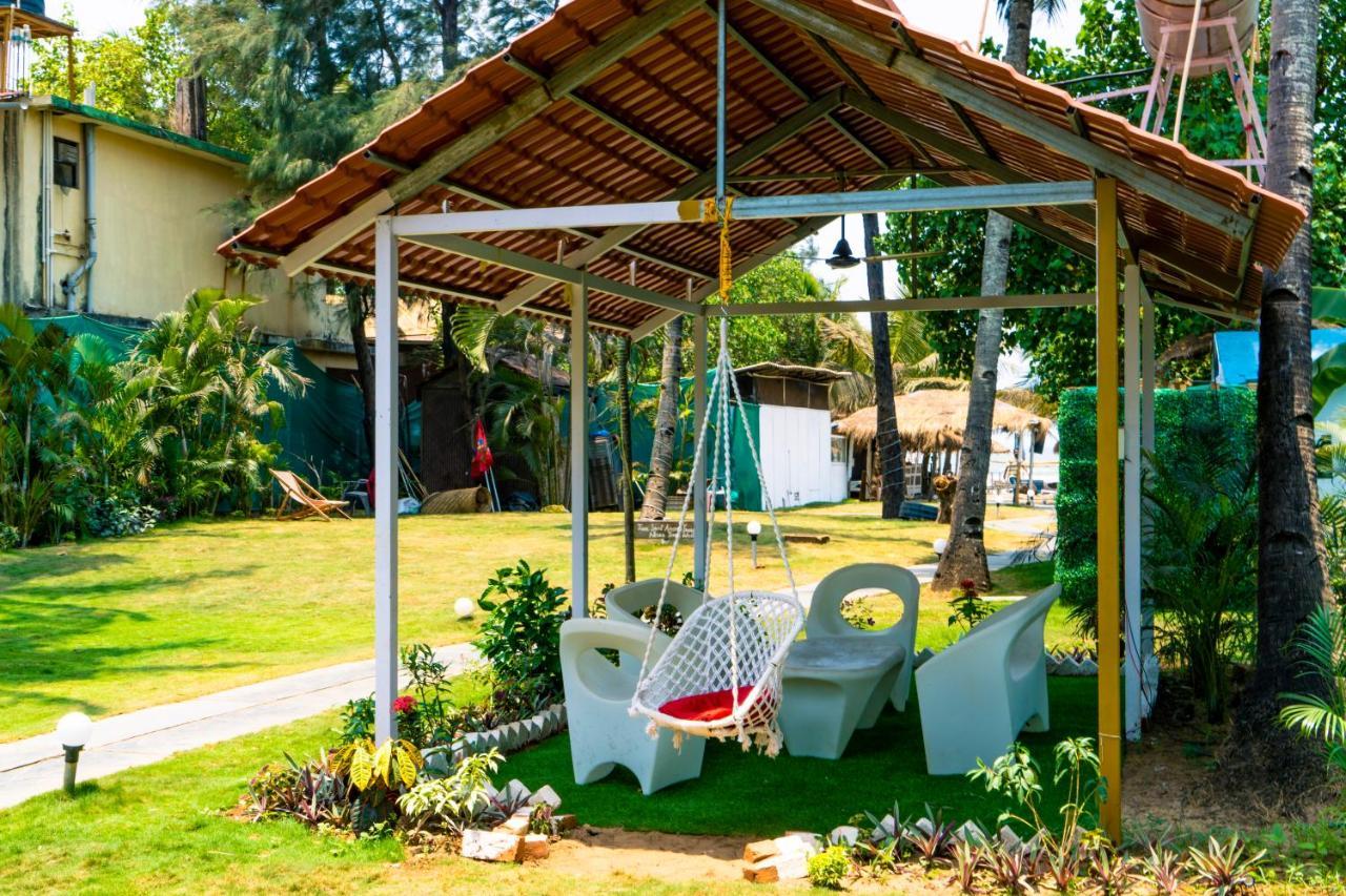 Village Susegat Beach Resort Морджим Экстерьер фото
