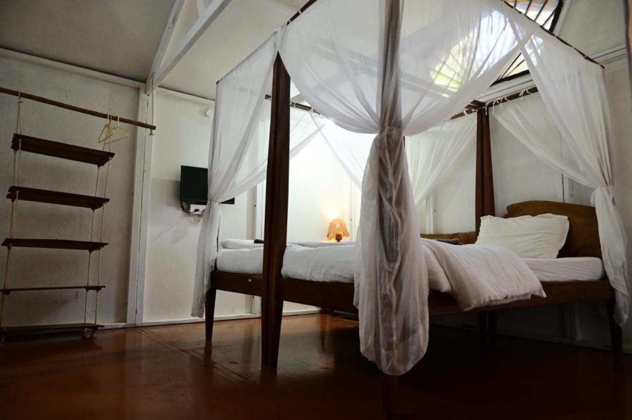 Village Susegat Beach Resort Морджим Экстерьер фото