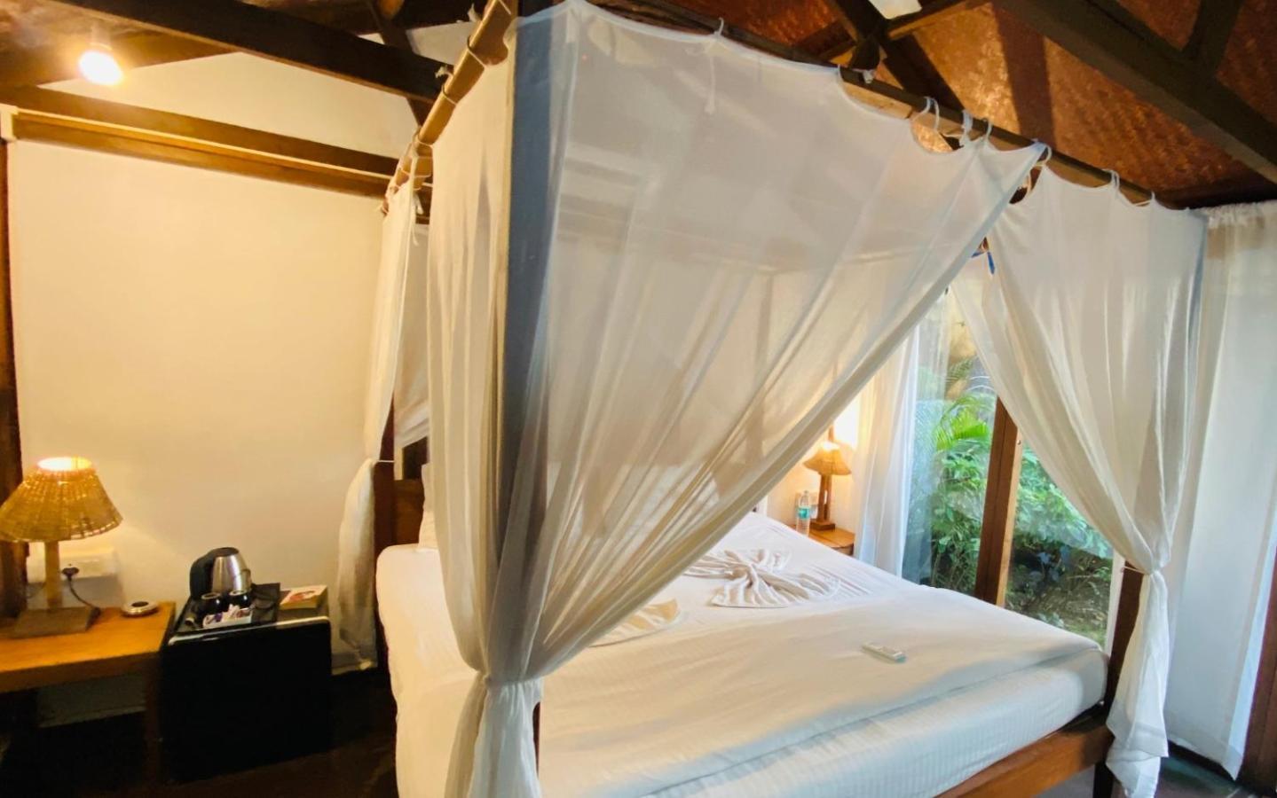 Village Susegat Beach Resort Морджим Экстерьер фото